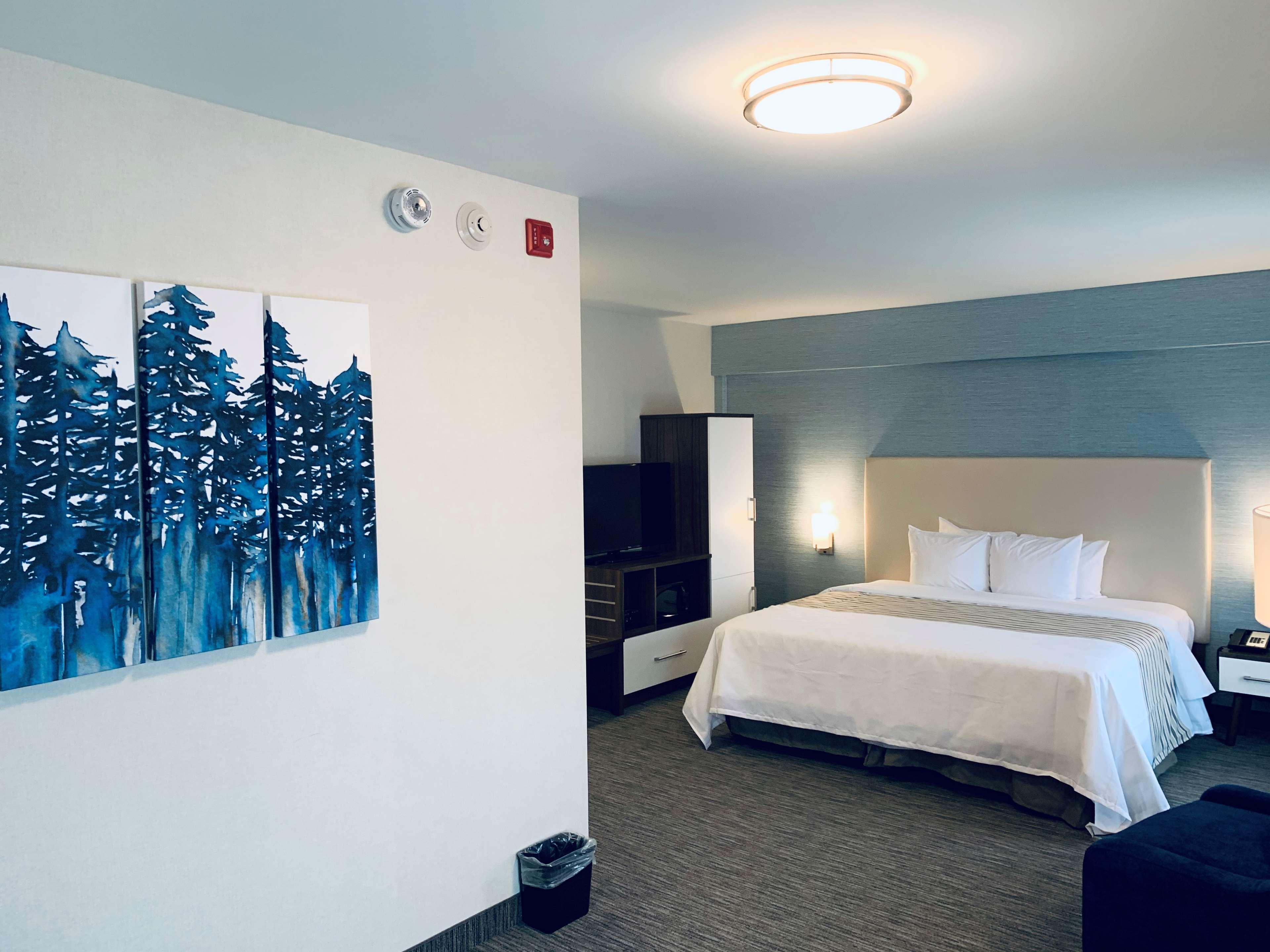 Hotel Chandni Victoria Mississauga Exterior photo